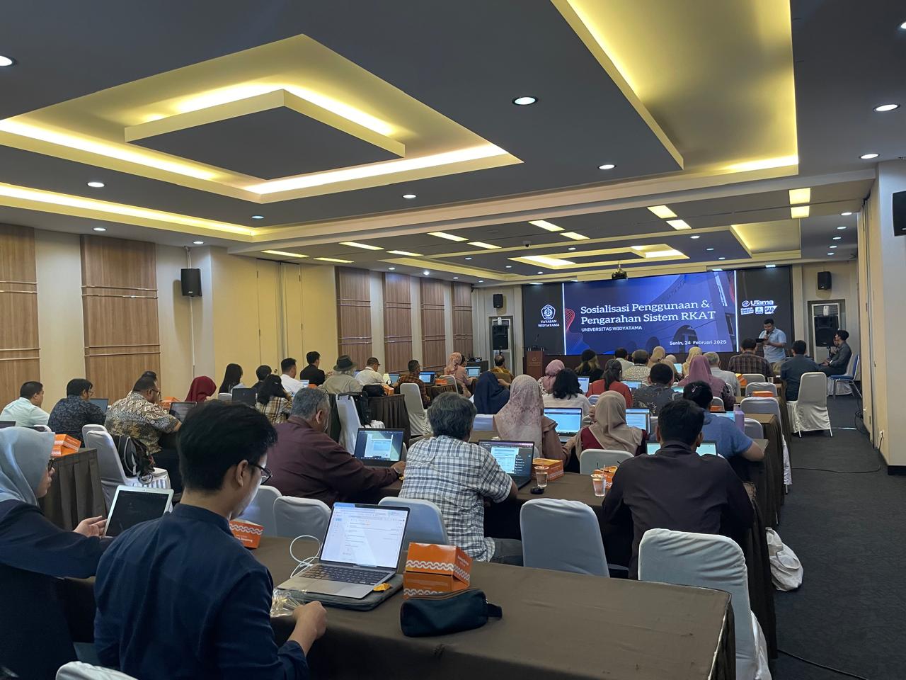 Sosialisasi Penggunaakn dan Pengarahan Sistem RKAT Universitas Widyatama